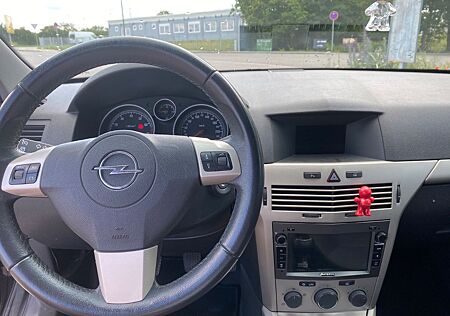 Opel Astra Coupe