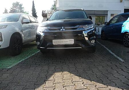 Mitsubishi Plug in Hybrid Outlander Plug-in Hybrid Outlander PLUS