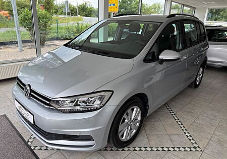 VW Touran Volkswagen Comfortline BMT ACC 1.HD MWST. LED DAB+