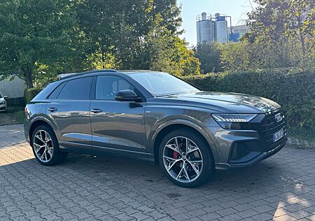 Audi Q8 50 TDI S LINE SPORT PLUS +B&O+KAMERA+PANO