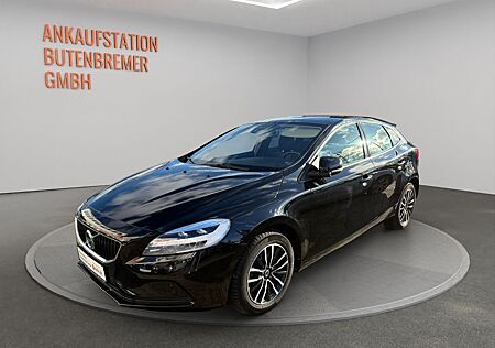 Volvo V40 Momentum AHK Navi Sitz. Panorama LED Tempoma