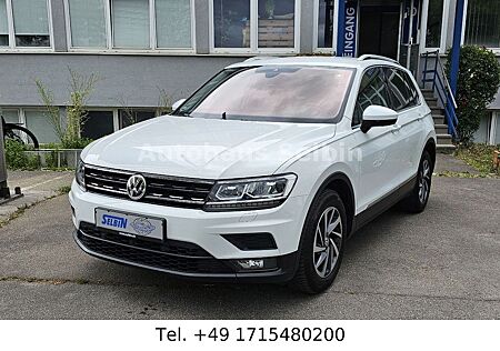 VW Tiguan Volkswagen 2.0 TDI SCR DSG SOUND NAVI*LED*AHK 1.HAND