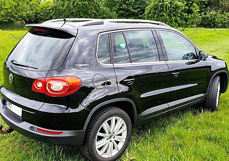 VW Tiguan Volkswagen "Team" 2.0 TDI 7-Gang-DSG 4MOTION AHK
