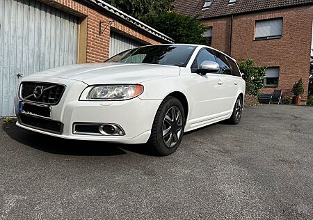 Volvo V70 D5 RDesign