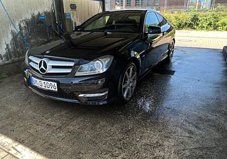 Mercedes-Benz C 220 Coupé CDI - AMG Line