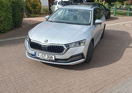 Skoda Octavia 1.5 TSI STYLE COMBI Silber Metallic