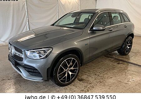 Mercedes-Benz GLC 300 DE AMG Line AHK 20" Distronic VirtCockp