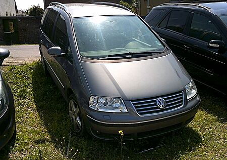 VW Sharan Volkswagen Highline