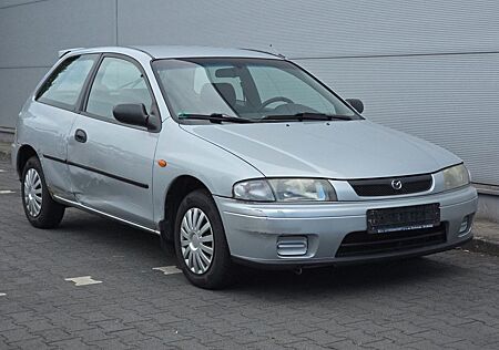 Mazda 323 (Automatik)