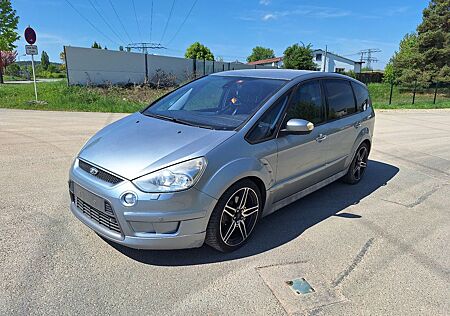 Ford S-Max 2,5 Titanium