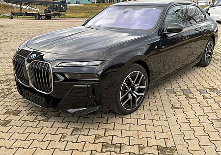 BMW 740 d xDrive MSport SkyDACH Standhzg