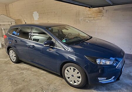 Ford Focus 1,0 EcoBoost 74kW Titanium Turnier Tit...