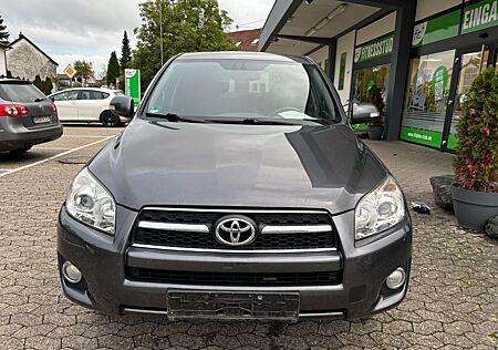 Toyota RAV 4 RAV4 Sol*2,0 BENZIN*2HAND*4x4*PDC*SITZHZ*