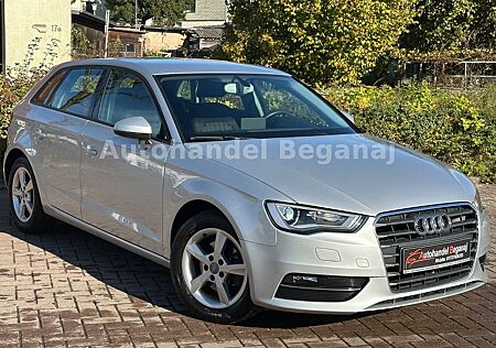 Audi A3 Sportback attraction NAVI/XENON/PDC/SHZ