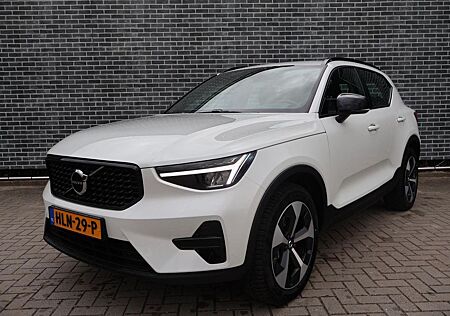 Volvo XC 40 XC40 2.0 B4 Plus Dark | AHK| ACC |2WD| Beheizbar