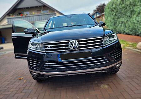 VW Touareg Volkswagen 3.0 V6 TDI SCR BMT R-Line