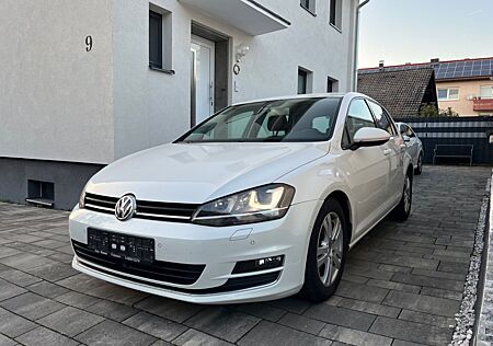 VW Golf Volkswagen 2.0 TDI DSG BMT Highline *Voll Ausstattung*