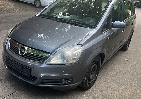 Opel Zafira 2.2 direct Automatik -