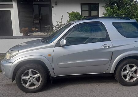 Toyota RAV 4 2.0 4x4 Special Automatik Special