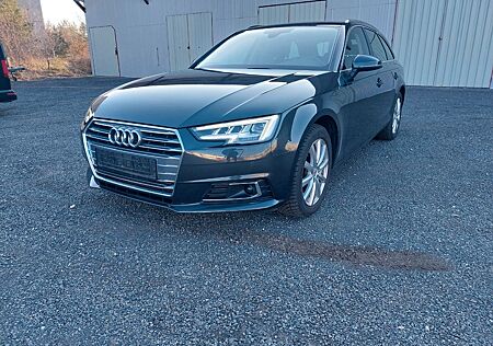 Audi A4 3.0 TDI V6 3.0 Avant Matrix, ACC, AHK