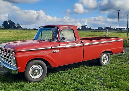 Ford F 100 , 1/2ton Pickup