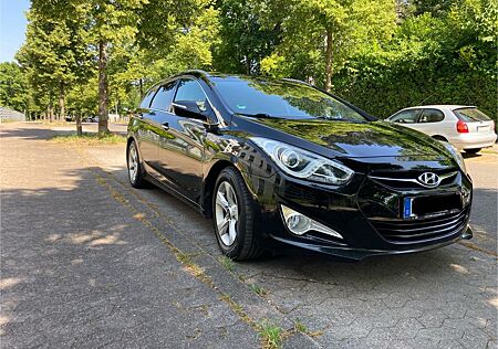 Hyundai i40 cw 1.7 CRDi Style 100kW Automatik Style