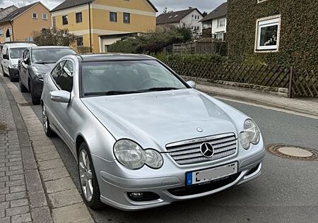 Mercedes-Benz C 230 - Sportcoupe V6