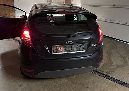 Ford Fiesta 1,4 Ghia Ghia