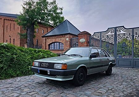 Audi 80 Typ 81 Baujahr 1984 Historischer Klassiker