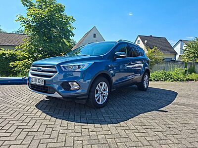 Ford Kuga 1,5 EcoBoost 4x2 Scheckheftgepflegt