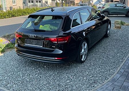 Audi A4 2.0 TDI S tronic sport Avant sport