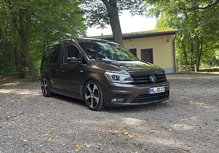VW Caddy Volkswagen 2,0TDI 110kW BMT Comfortline 5-Sitzer ...