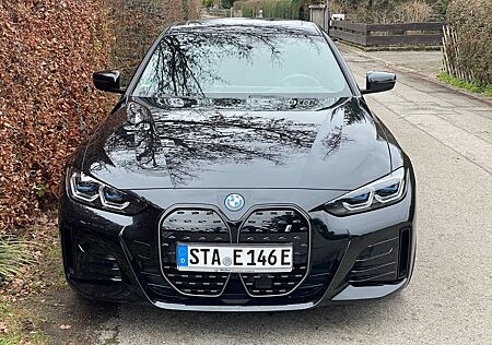 BMW i4 eDrive 40 M Sport, HUD, SSD, AHK, Harmann K.