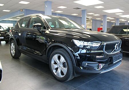 Volvo XC 40 XC40 T3 Geartronic Momentum Pro