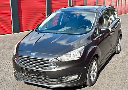 Ford Grand C-Max Titanium
