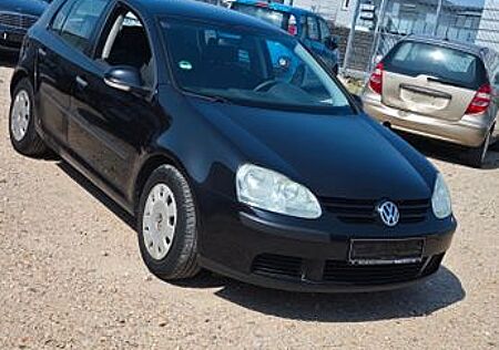 VW Golf Volkswagen V Lim. Trendline