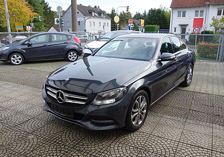 Mercedes-Benz C 220 C Limousine BlueTec / d/Avantgarde