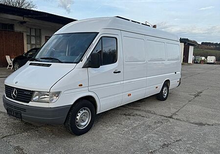 Mercedes-Benz Sprinter 312d Wohnmobil Solar Rostfrei AHK