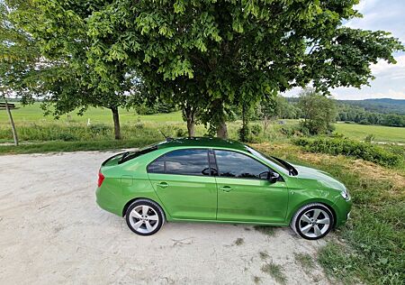 Skoda Rapid 1.4 TSI DSG *Navi*Sportsitze*wenig km