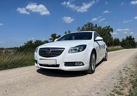 Opel Insignia 2.0 Turbo 4x4 Sport Automatik Sport