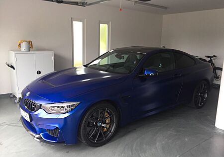 BMW M4 CS wie NEU
