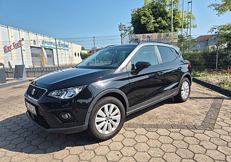 Seat Arona 1.0 EcoTSI 85kW + AHK + SHZ