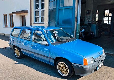 Opel Kadett E Caravan 1.3