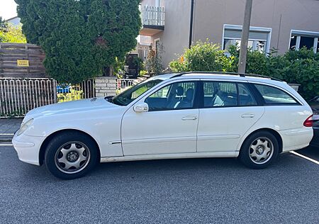 Mercedes-Benz 320 E-Klasse 4-matic