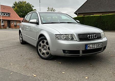 Audi A4 2.0 Avant b4
