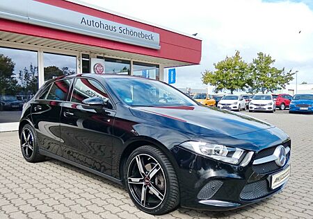 Mercedes-Benz A 180 gebraucht kaufen Mercedes-Benz A 180 A -Klasse d Navi SHZ ParklenkASS DCT