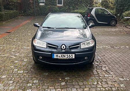 Renault Megane Mégane Cabriolet, 1.6, TÜV 10/2027