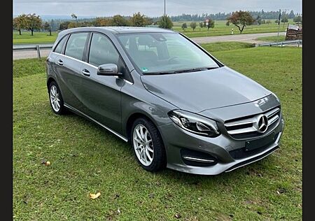 Mercedes-Benz B 220 4MATIC DCT -
