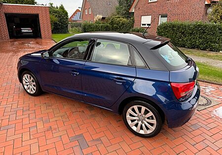 Audi A1 1.6 TDI Sportback, 5 Türen, Scheckheft