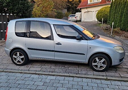 Skoda Roomster Plus Edition Benzin + Flüssiggas